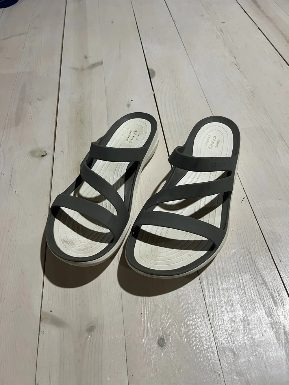 CROCS Women's Gray Strappy Slide Sandals with White Footbed